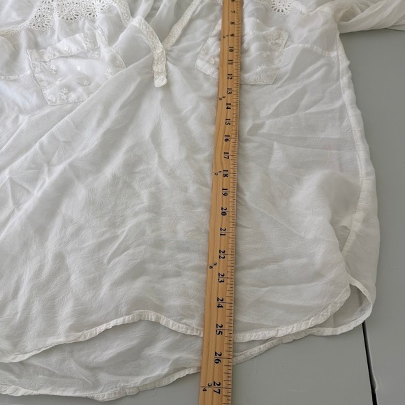 Johnny Was White Embroidered‎ Floral Eyelet Boho Sheer V Neck Blouse Top Size M - Picture 8 of 11